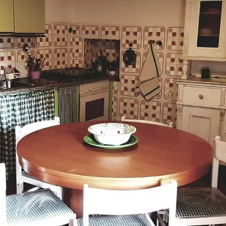 Tre Piani Sopra I Calanchi * Lubriano